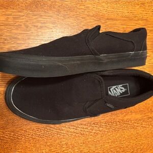 Vans Men's Classic Black Slip-On Sneakers Size 9.5